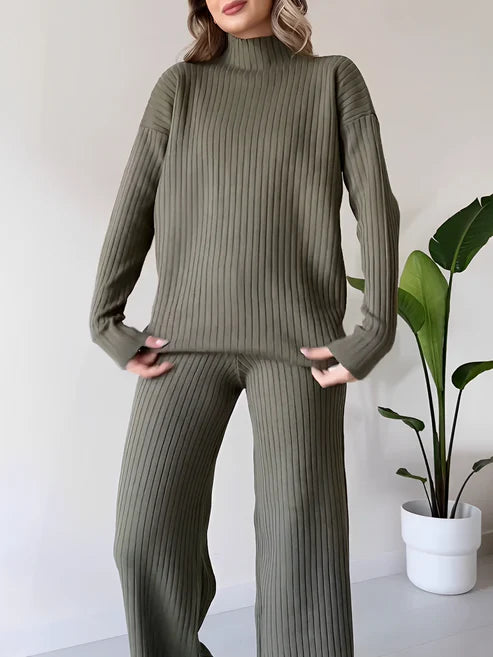 Conjunto de Tricô Canelado com Suéter Mullet Gola Alta e Calça Pantalona Laura - OUTONO/INVERNO