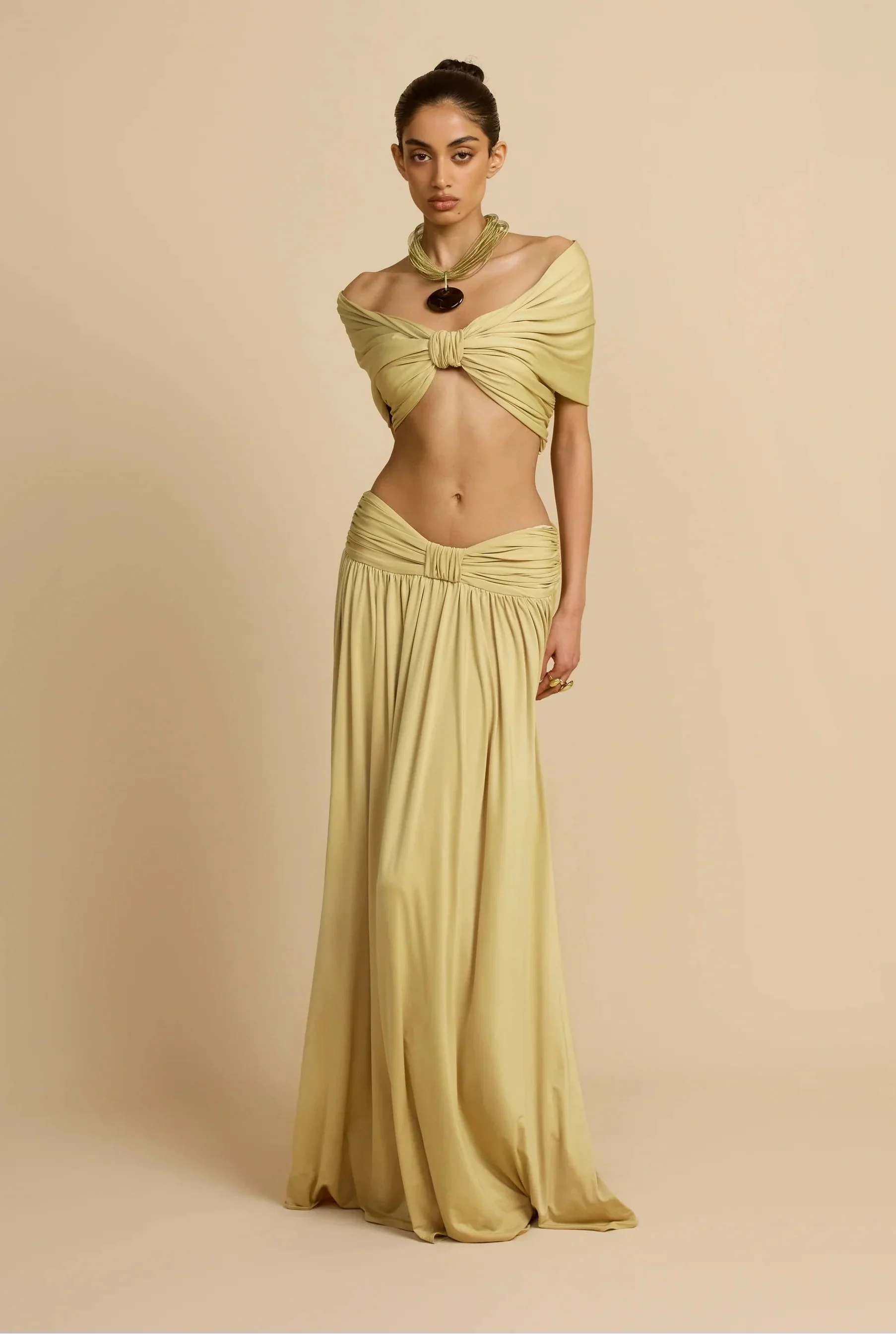 Conjunto Cropped e Saia Longa Dalene