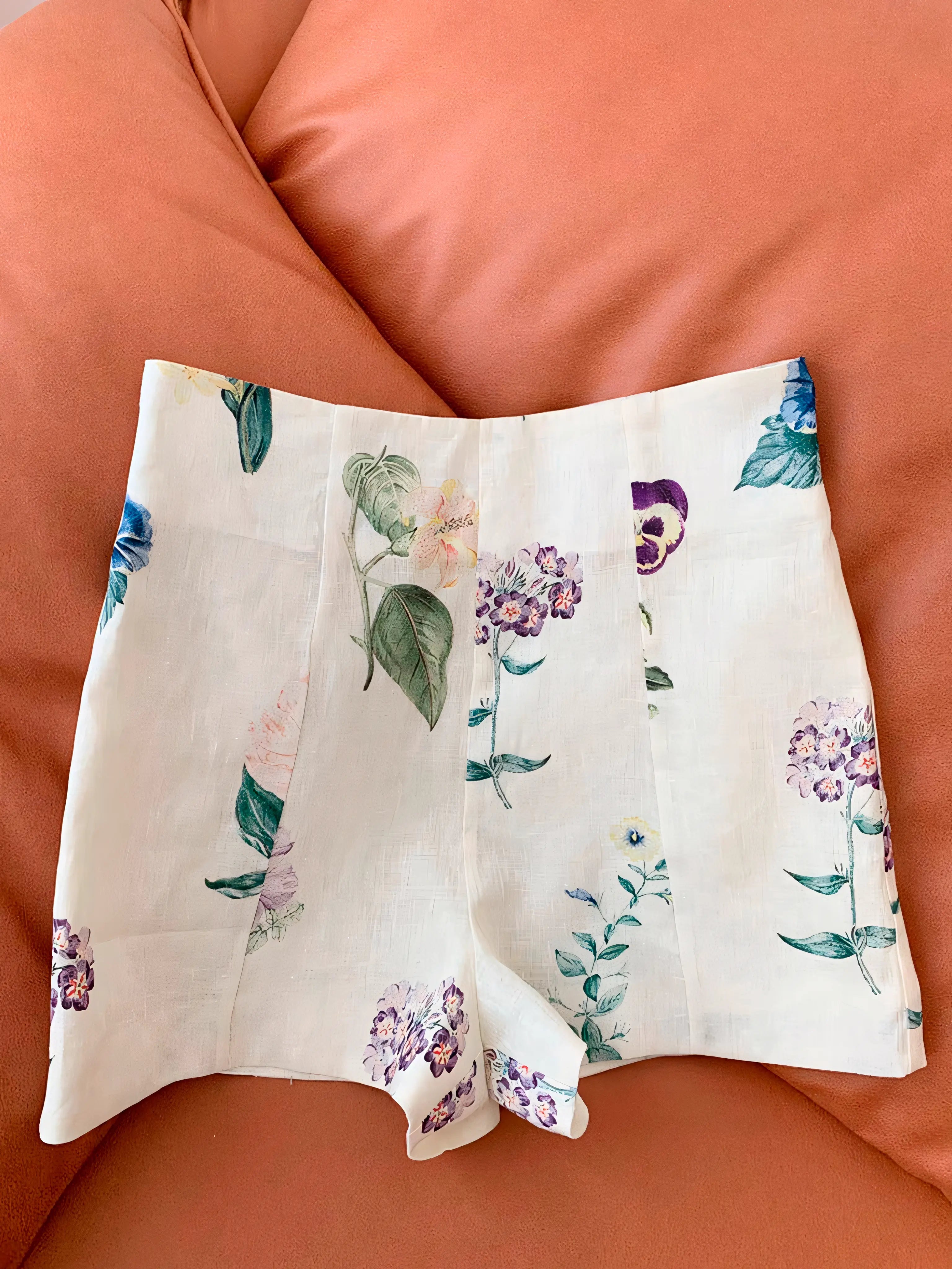 Conjunto Feminino de Alfaiataria Camisa e Shorts Florence