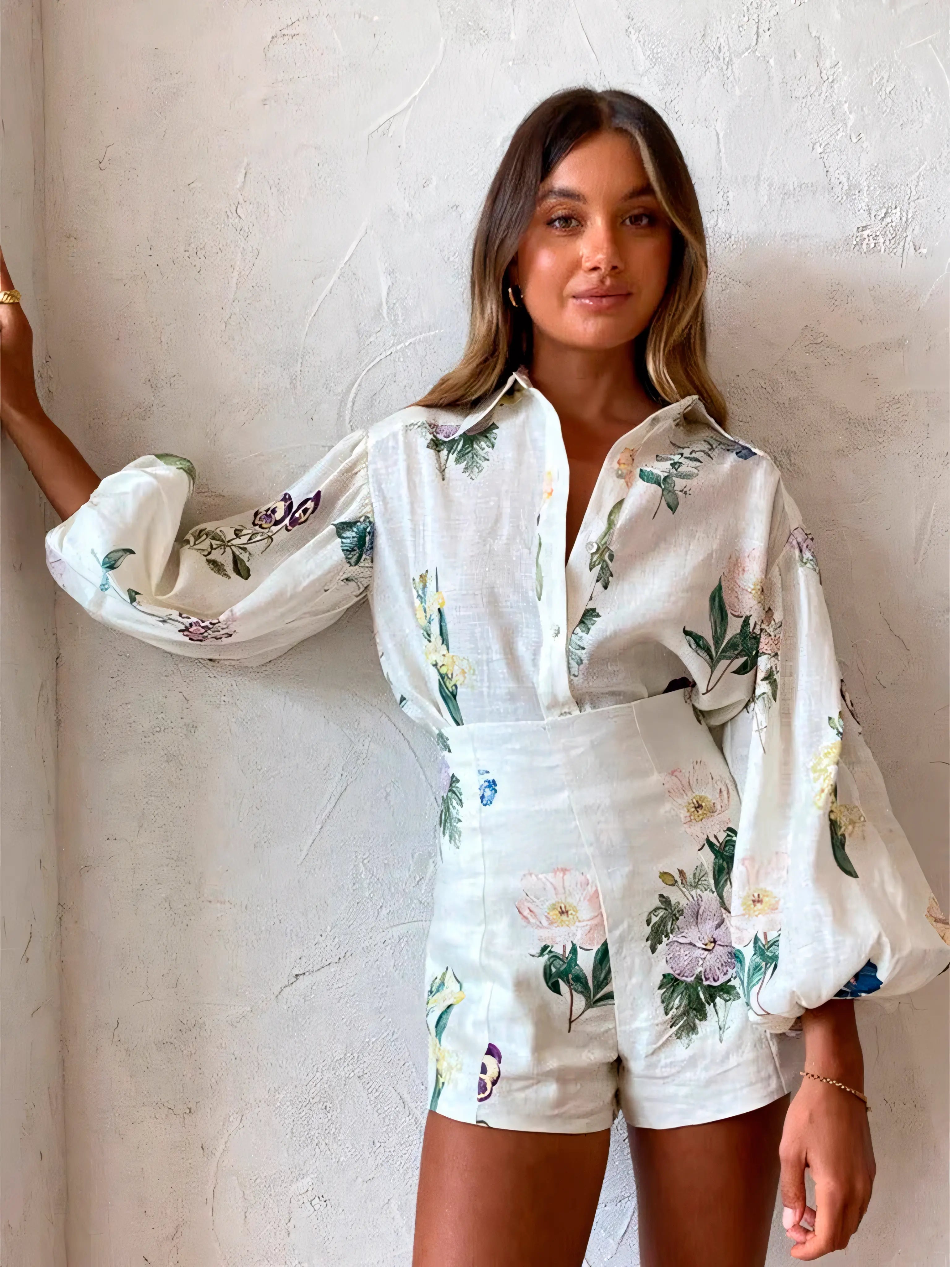 Conjunto Feminino de Alfaiataria Camisa e Shorts Florence