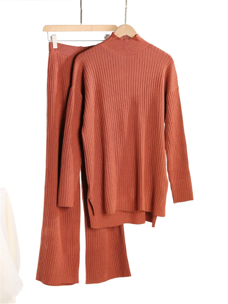 Conjunto de Tricô Canelado com Suéter Mullet Gola Alta e Calça Pantalona Laura - OUTONO/INVERNO