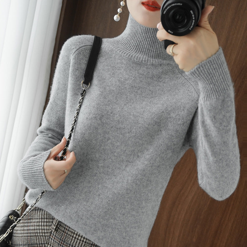 Suéter Feminino de Caxemira Gola Alta Elegance