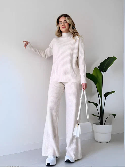 Conjunto de Tricô Canelado com Suéter Mullet Gola Alta e Calça Pantalona Laura - OUTONO/INVERNO