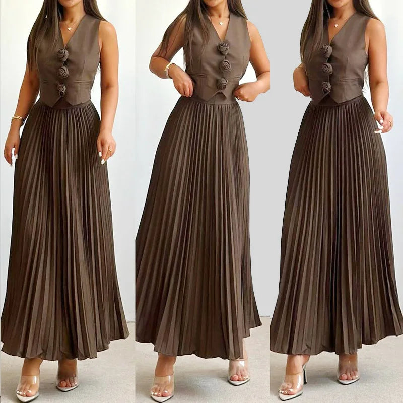 Conjunto Feminino Colete com Aplique de Rosas com Saia Midi Plissada Helena