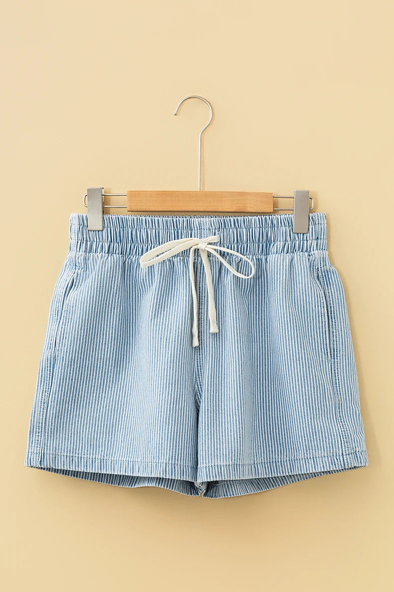 Short Feminino Listrado Cintura Alta com Amarração Riviera