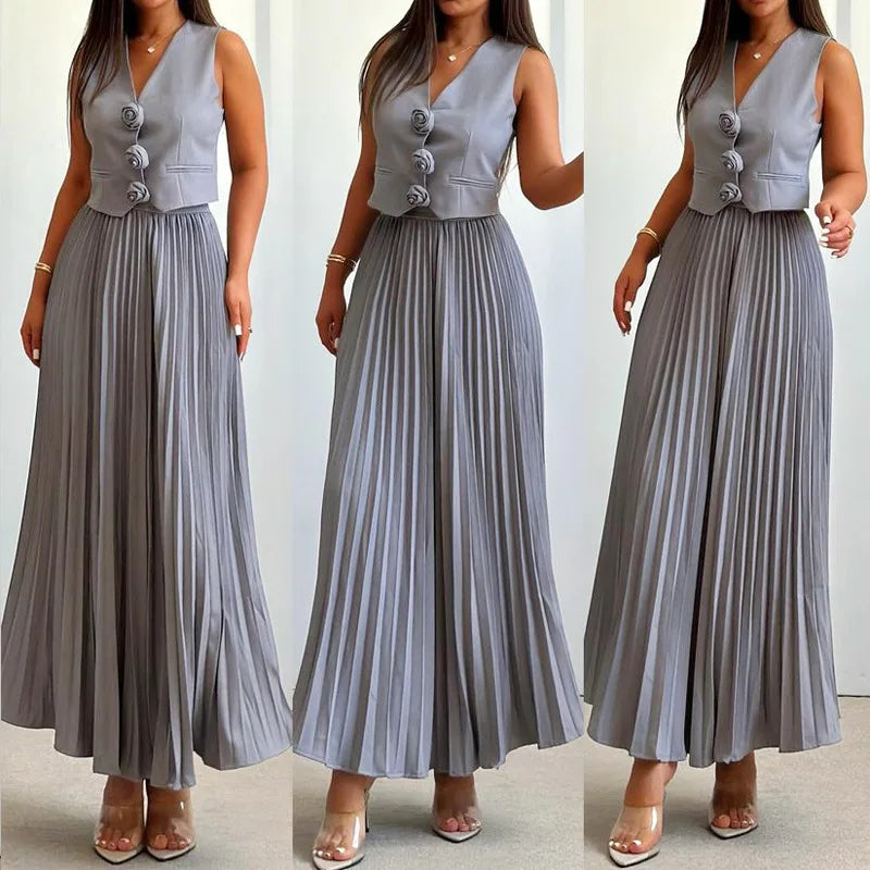 Conjunto Feminino Colete com Aplique de Rosas com Saia Midi Plissada Helena