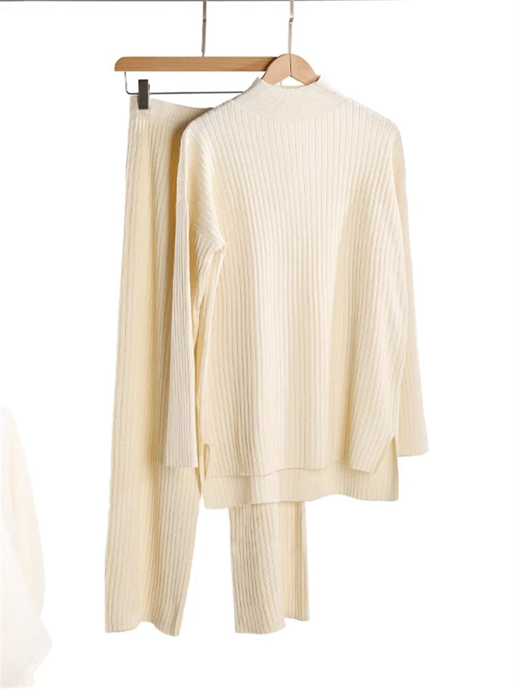 Conjunto de Tricô Canelado com Suéter Mullet Gola Alta e Calça Pantalona Laura - OUTONO/INVERNO