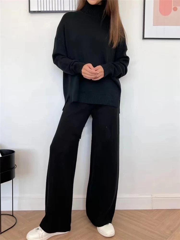 Conjunto de Tricô Canelado com Suéter Mullet Gola Alta e Calça Pantalona Laura - OUTONO/INVERNO