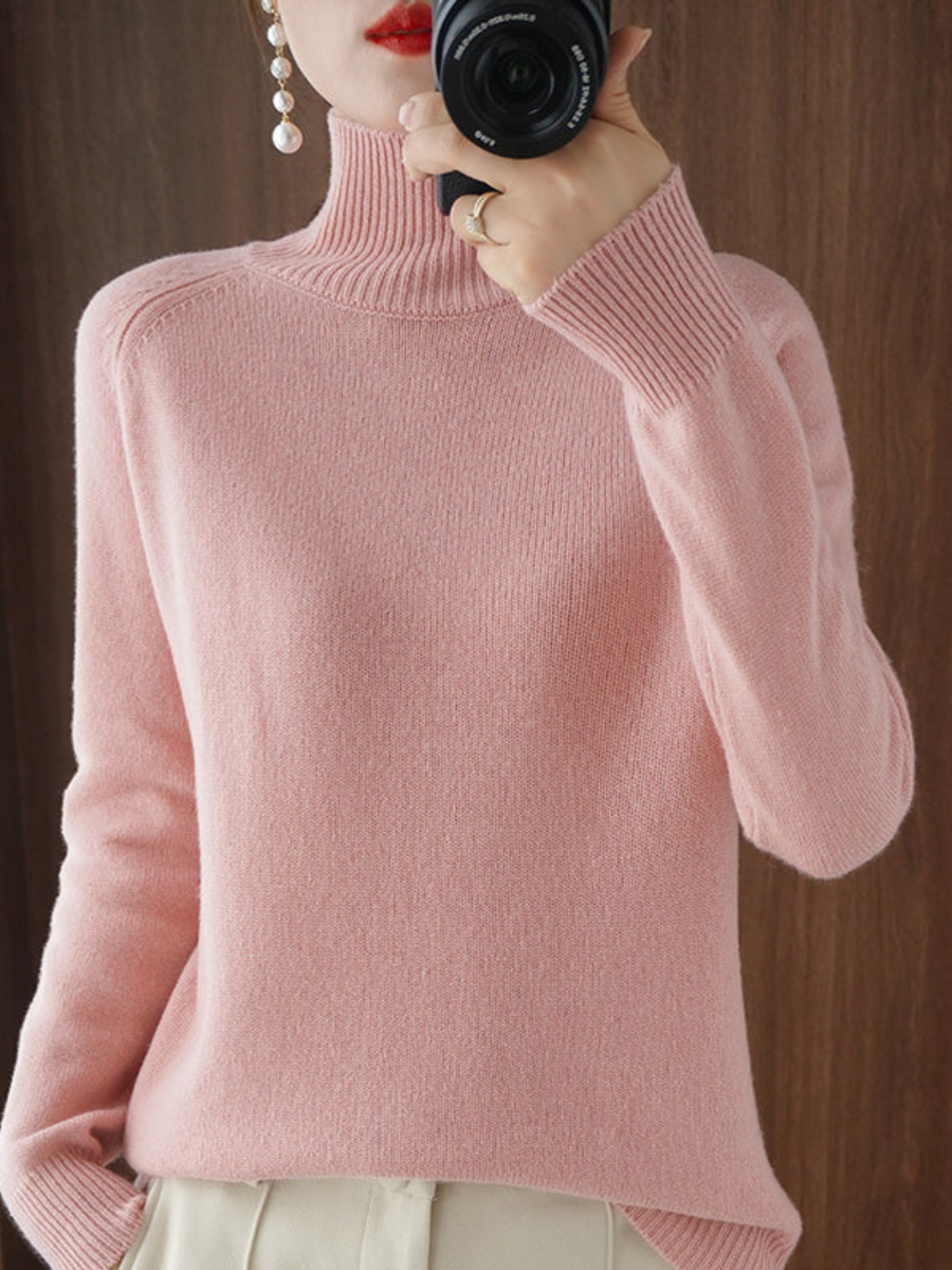 Suéter Feminino de Caxemira Gola Alta Elegance