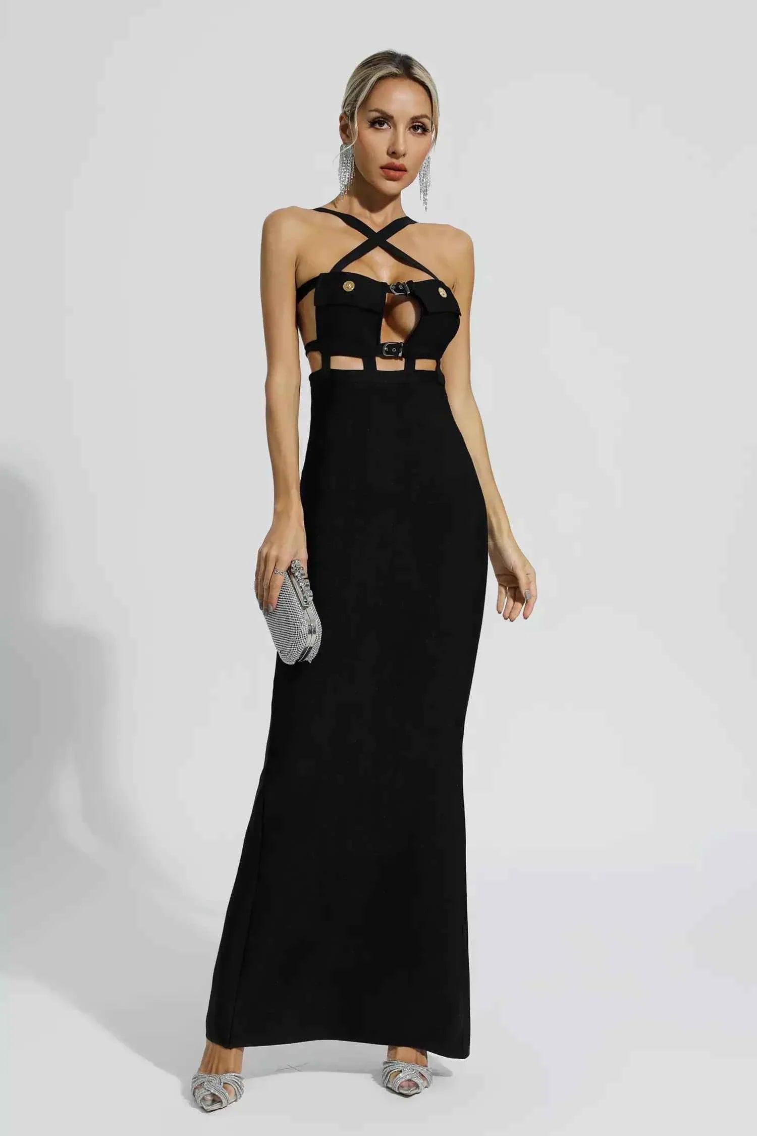 Vestido Longo de Festa Preto com Recortes Vazados e Detalhes em Botões Dourados – Corsage