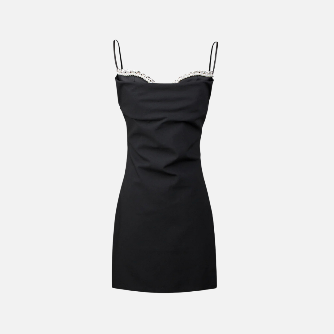 Vestido Curto Rosa com Alças Finas e Bordado de Pérolas no Decote - Perle