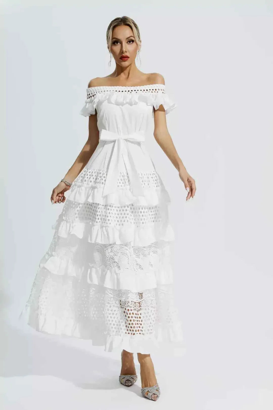 Vestido Longo com Babados e Renda Vazado – Roisille