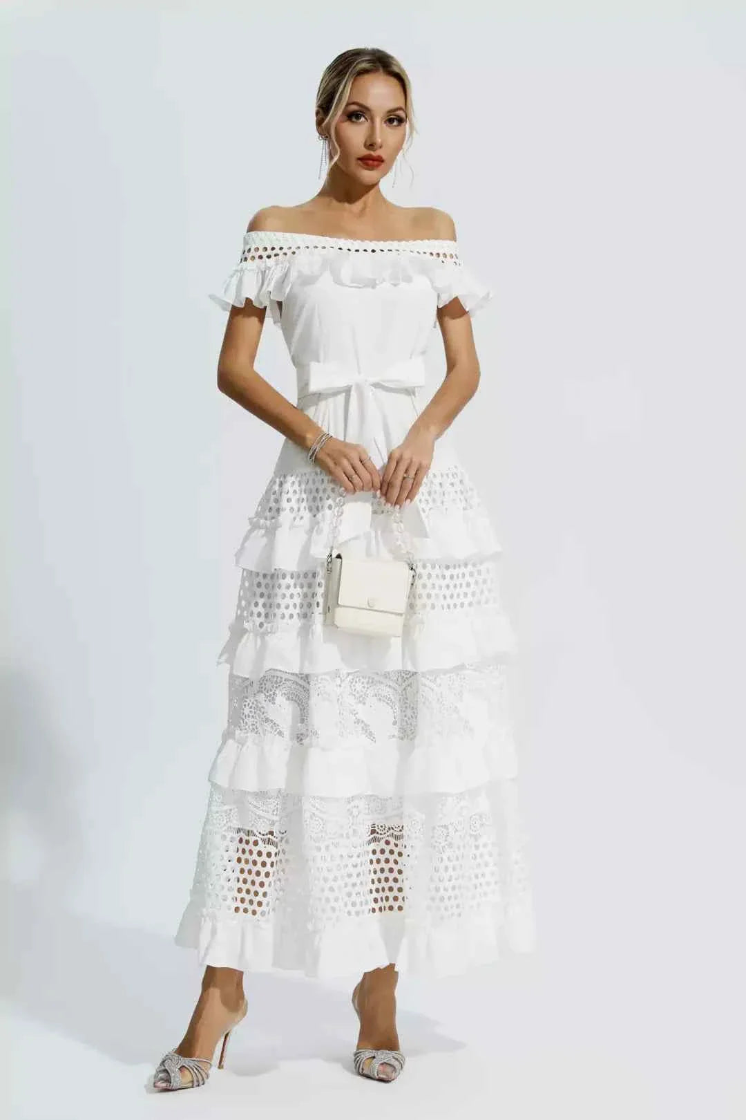 Vestido Longo com Babados e Renda Vazado – Roisille