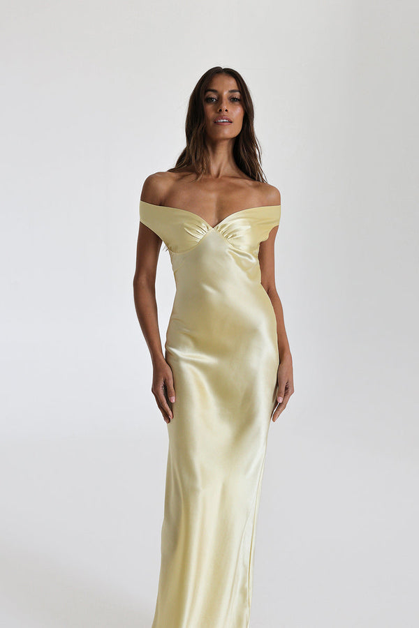 Vestido de Festa Longo de Cetim com Decote Coração Ombro a Ombro – Cannes